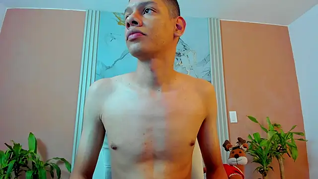 Snapshot of milo_cruz chatting on November 30, 2025, 9:32 am milo cruz online show from November 30, 2025, 9:32 am