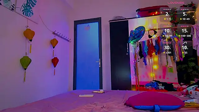 Snapshot of MatildaMuse chatting on February 27, 2026, 10:26 am MatildaMuse online show from February 27, 2026, 10:26 am