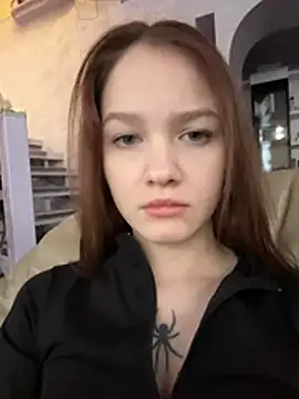 MichelleRoux online show from January 8, 2026, 10:54 am