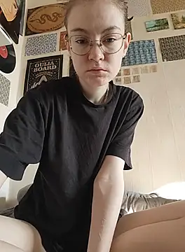 Snapshot of _arigins_ chatting on October 3, 2025, 8:16 am  arigins  online show from October 3, 2025, 8:16 am