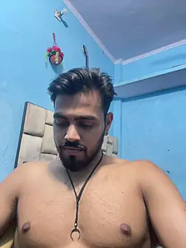 Snapshot of fireboyyyyy chatting on March 18, 2026, 5:58 pm fireboyyyyy online show from March 18, 2026, 5:58 pm