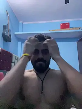 Snapshot of fireboyyyyy chatting on March 11, 2026, 10:53 am fireboyyyyy online show from March 11, 2026, 10:53 am