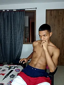 miguelmarcus online show from September 18, 2025, 1:25 pm