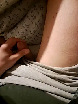 Snapshot of Capas122 chatting on November 11, 2025, 3:40 pm Capas122 online show from November 11, 2025, 3:40 pm