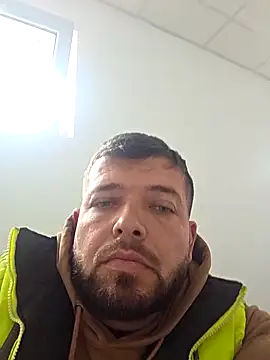 Snapshot of Clau1291 chatting on October 15, 2025, 12:24 pm Clau1291 online show from October 15, 2025, 12:24 pm