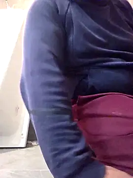 Snapshot of Clau1291 chatting on November 1, 2025, 6:02 pm Clau1291 online show from November 1, 2025, 6:02 pm