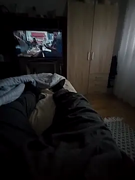 Snapshot of Clau1291 chatting on October 3, 2025, 2:51 pm Clau1291 online show from October 3, 2025, 2:51 pm