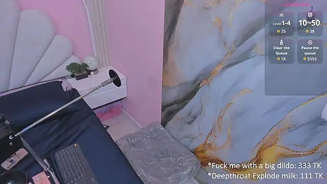 Snapshot of hinata_dolly chatting on February 11, 2026, 8:36 am hinata dolly online show from February 11, 2026, 8:36 am