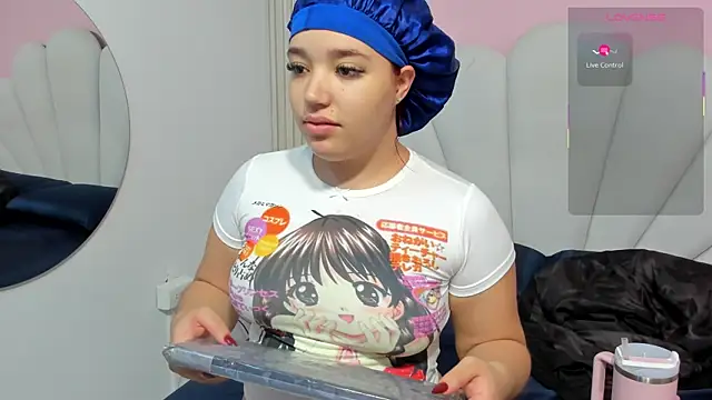 hinata dolly online show from October 11, 2025, 8:15 am