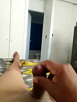 Snapshot of XRonny6 chatting on April 4, 2026, 4:13 pm XRonny6 online show from April 4, 2026, 4:13 pm