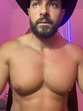 Snapshot of magnumchris chatting on March 26, 2026, 12:31 am magnumchris online show from March 26, 2026, 12:31 am