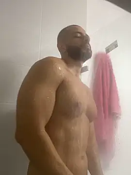 Snapshot of magnumchris chatting on April 15, 2026, 3:16 pm magnumchris online show from April 15, 2026, 3:16 pm