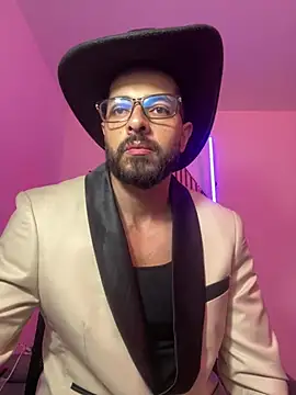 Snapshot of magnumchris chatting on March 27, 2026, 11:11 am magnumchris online show from March 27, 2026, 11:11 am