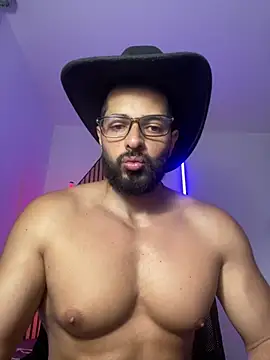 Snapshot of magnumchris chatting on March 10, 2026, 9:08 pm magnumchris online show from March 10, 2026, 9:08 pm