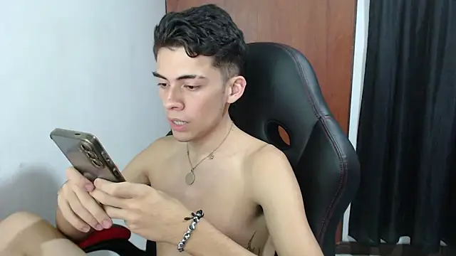 Rimuru17 online show from April 9, 2026, 3:41 am