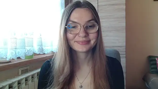 Snapshot of LooveELLYx chatting on November 6, 2025, 7:34 am LooveELLYx online show from November 6, 2025, 7:34 am