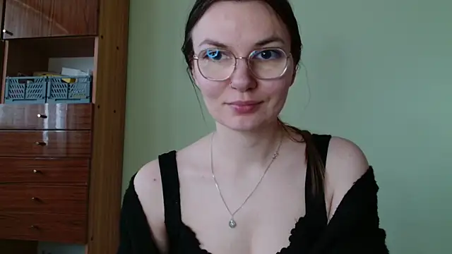 LooveELLYx online show from February 25, 2026, 7:30 am