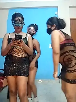 Sexy dolls online show from November 25, 2025, 1:11 pm