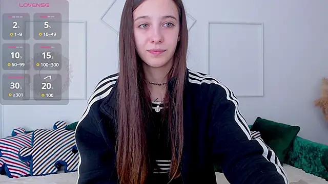 Snapshot of Little_cherryy__ chatting on October 3, 2025, 6:48 am Little cherryy online show from October 3, 2025, 6:48 am