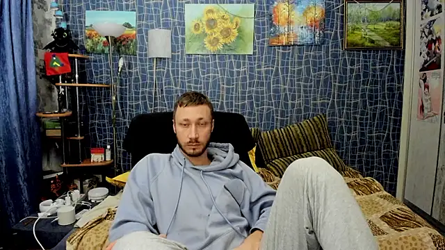 Snapshot of CuteBoy228 chatting on February 10, 2026, 11:37 pm CuteBoy228 online show from February 10, 2026, 11:37 pm