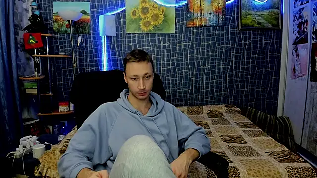 Snapshot of CuteBoy228 chatting on February 15, 2026, 2:16 pm CuteBoy228 online show from February 15, 2026, 2:16 pm