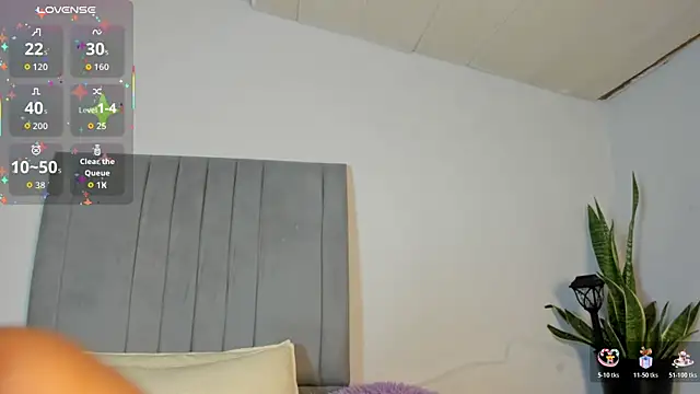 Snapshot of Sophia_Ebony chatting on November 7, 2025, 12:31 pm Sophia Ebony online show from November 7, 2025, 12:31 pm