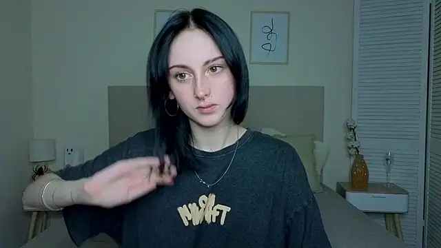 Little moly999 online show from November 12, 2025, 10:02 pm