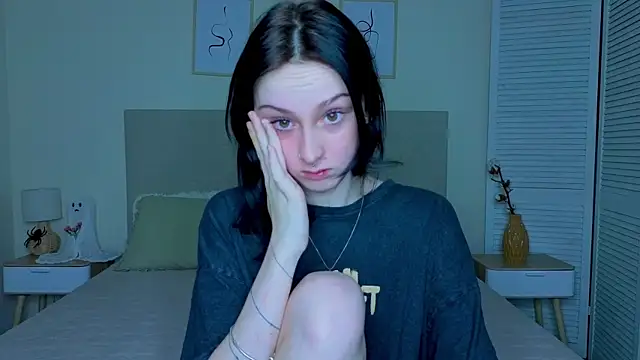 Little moly999 online show from December 16, 2025, 9:08 pm