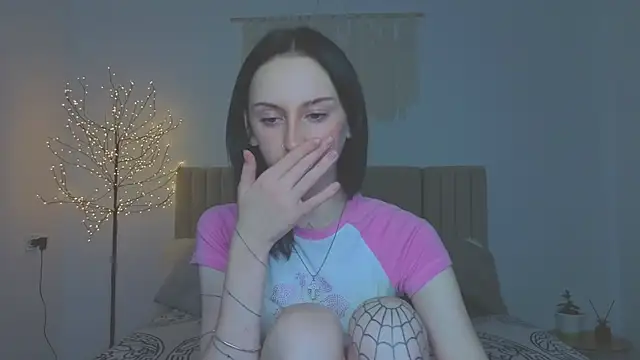 Little moly999 online show from December 4, 2025, 10:42 pm