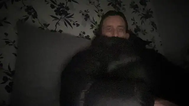 Big8inchUncutCock online show from April 24, 2026, 5:42 am