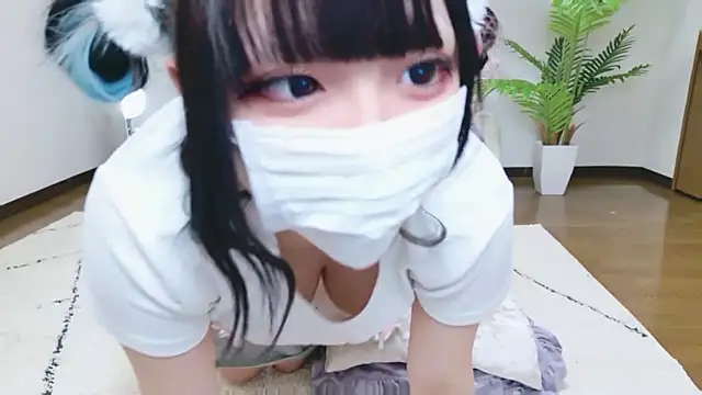 Snapshot of Nyan_love_ch chatting on October 21, 2025, 10:25 am Nyan love ch online show from October 21, 2025, 10:25 am