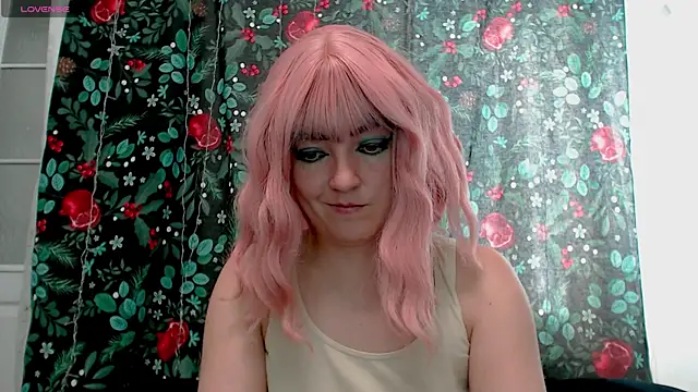 Snapshot of MagicPink chatting on May 12, 2026, 1:06 pm MagicPink online show from May 12, 2026, 1:06 pm