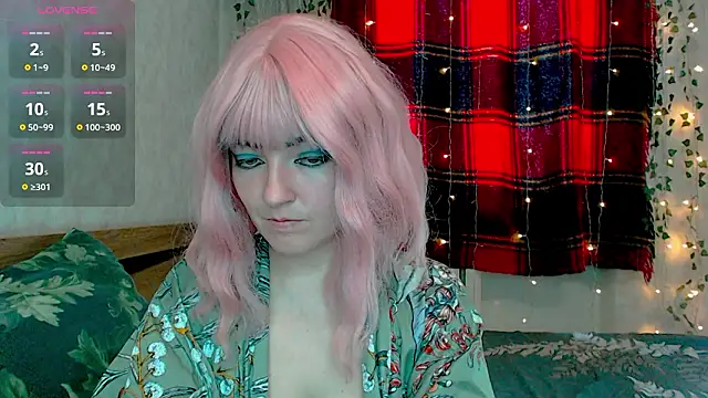 Snapshot of MagicPink chatting on March 4, 2026, 11:29 am MagicPink online show from March 4, 2026, 11:29 am