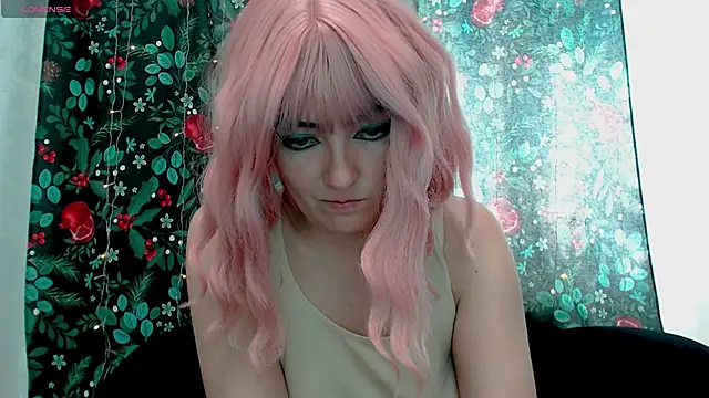 Snapshot of MagicPink chatting on May 11, 2026, 11:44 am MagicPink online show from May 11, 2026, 11:44 am