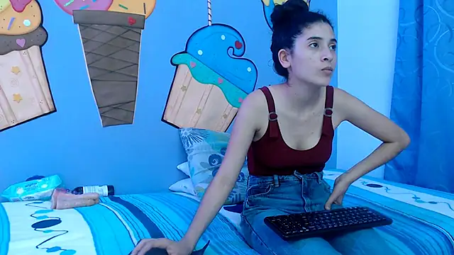 skinnykalitzo18 online show from January 11, 2026, 2:13 pm