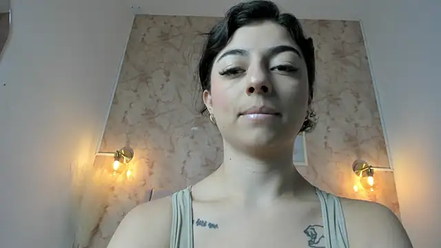 Snapshot of anntonella_watson chatting on April 30, 2026, 11:28 am anntonella watson online show from April 30, 2026, 11:28 am