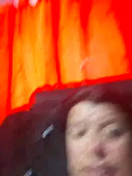 Snapshot of Hanna_Kieran chatting on November 30, 2025, 11:00 am Hanna Kieran online show from November 30, 2025, 11:00 am