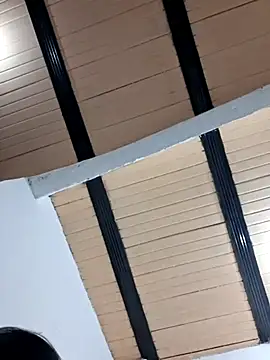 Snapshot of Hanna_Kieran chatting on October 29, 2025, 3:33 pm Hanna Kieran online show from October 29, 2025, 3:33 pm