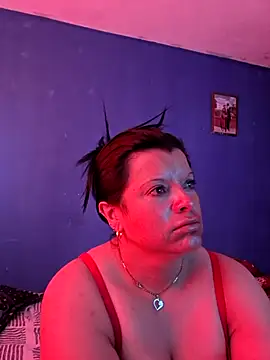 Snapshot of Hanna_Kieran chatting on December 1, 2025, 3:02 pm Hanna Kieran online show from December 1, 2025, 3:02 pm