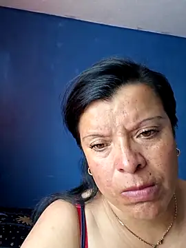 Snapshot of Hanna_Kieran chatting on November 23, 2025, 3:00 pm Hanna Kieran online show from November 23, 2025, 3:00 pm