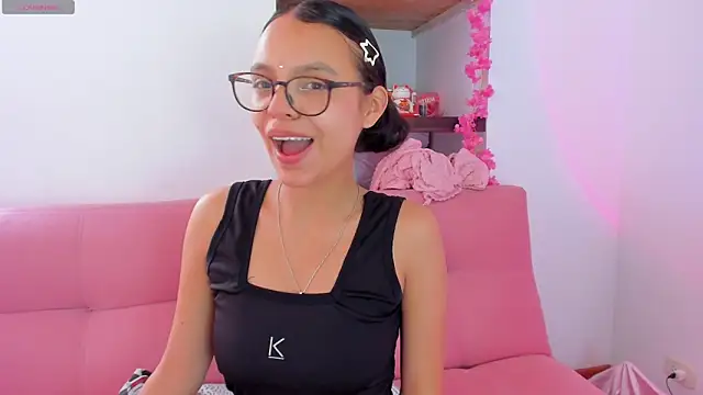 Snapshot of Danesacronin chatting on February 20, 2026, 10:01 pm Danesacronin online show from February 20, 2026, 10:01 pm