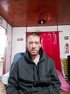 Snapshot of elpolaquin chatting on May 8, 2026, 2:10 pm elpolaquin online show from May 8, 2026, 2:10 pm