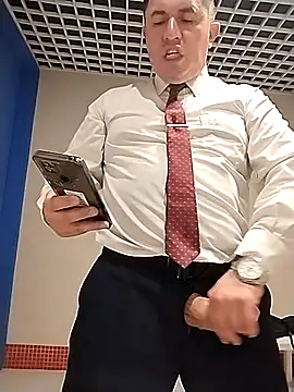 BigCristh79 online show from March 12, 2026, 9:02 am