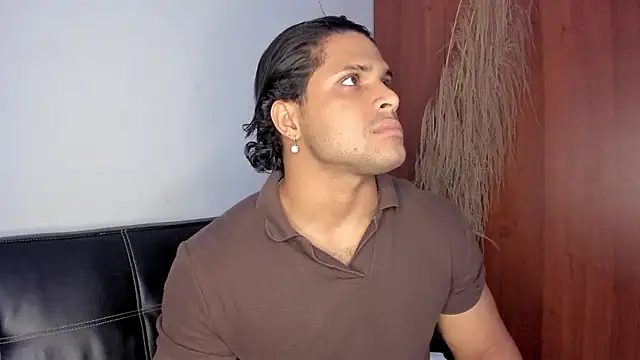 Evansdark1 online show from January 18, 2026, 10:24 pm