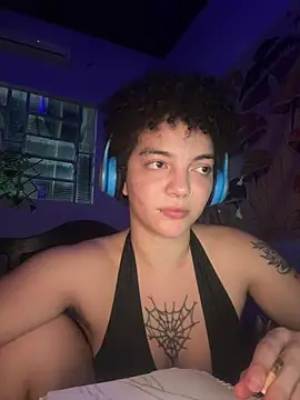 Snapshot of CamillyBlum chatting on May 5, 2026, 2:58 am CamillyBlum online show from May 5, 2026, 2:58 am