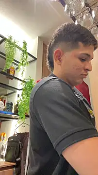 RobinLenoxx online show from March 12, 2026, 3:12 am