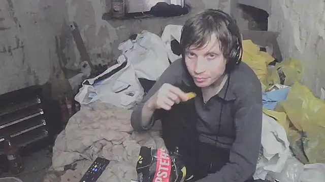 makarov1993 online show from May 19, 2026, 2:02 pm