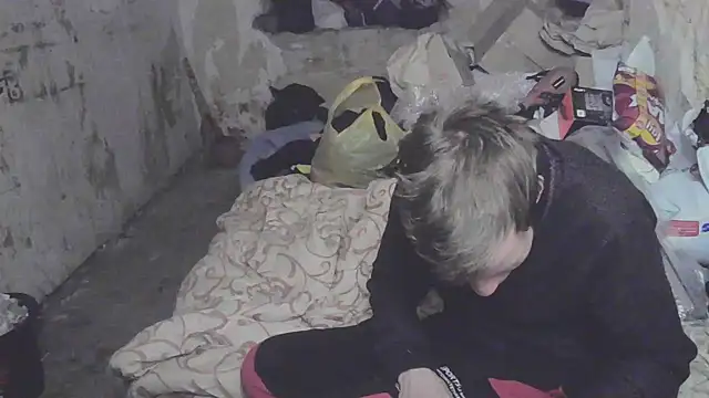 makarov1993 online show from November 7, 2025, 10:57 pm