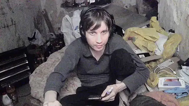 makarov1993 online show from May 28, 2026, 9:43 pm