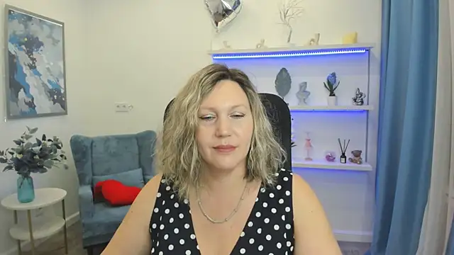 NinaStarle online show from May 9, 2026, 11:35 am